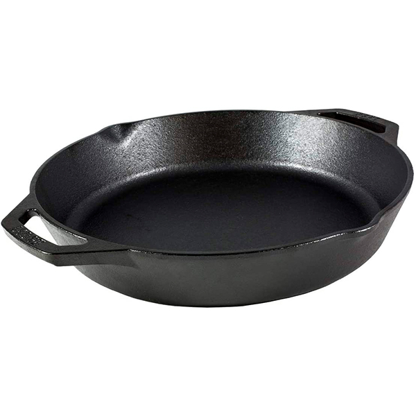 https://maed.co/wp-content/uploads/2020/05/Lodge-Cast-Iron-Skillet.jpg